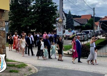 Esküvői menetbiztosítás