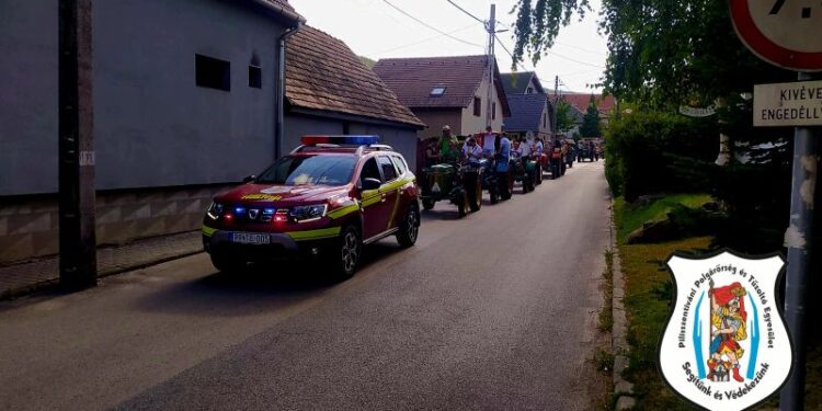 Traktoros felvonulás Solymáron