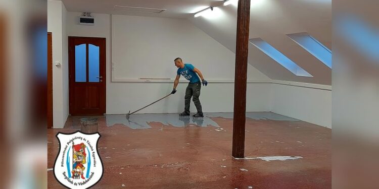 Elkészült a padló