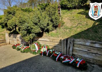 Koszorúzás március 15-én