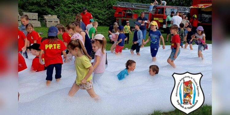 Gyereknap a javából