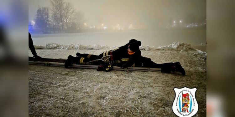 Jégről mentési gyakorlatot tartottunk