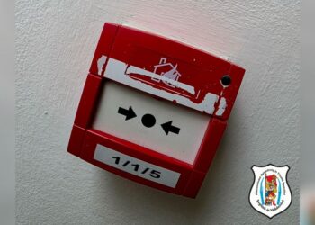 Tűzjelzések az iskolából